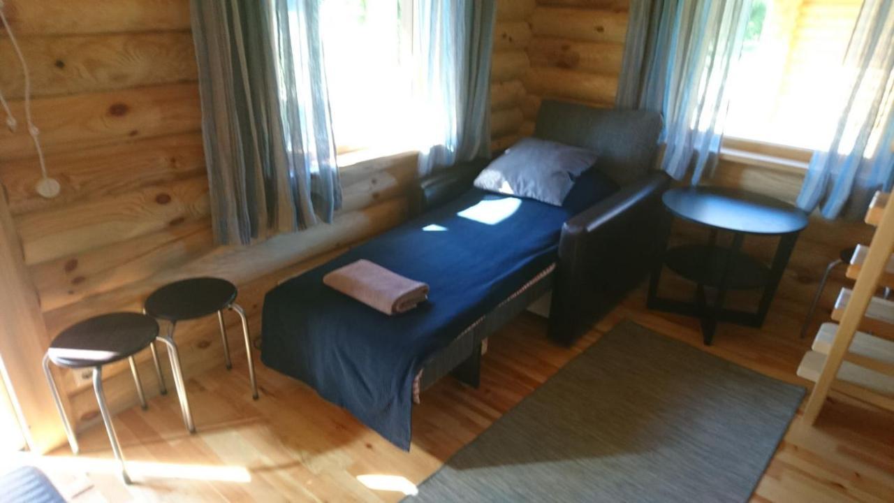 Holiday home Brivdienu Majinas Zemzari *
